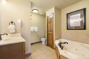 Fox Hollow Family Lodge