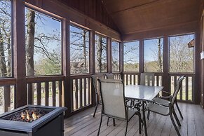 Fox Hollow Family Lodge