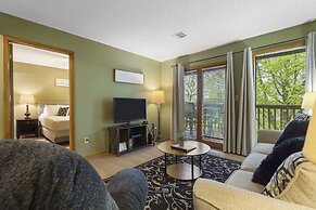 The Circle Retreat Duo