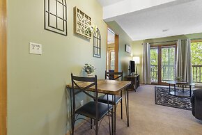 The Circle Retreat Duo