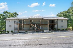 The Circle Retreat 8