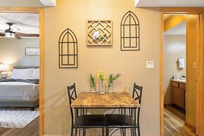 The Circle Retreat 8