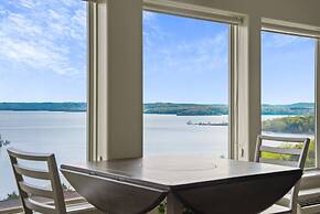 Happy Place Condo - Stunning Table Rock Lake Views