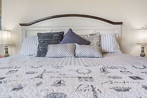 Honeybee Hideaway