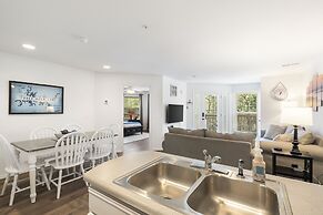 Boatin & Floatin on Table Rock Lake in the Ozarks!