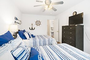 Boatin & Floatin on Table Rock Lake in the Ozarks!