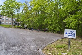 Boatin & Floatin on Table Rock Lake in the Ozarks!