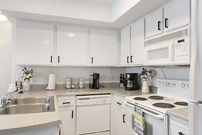 Boatin & Floatin on Table Rock Lake in the Ozarks!