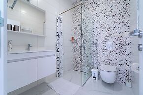 Pool Villa Luxoria Trebesin