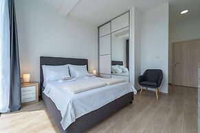 Pool Villa Luxoria Trebesin