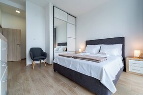 Pool Villa Luxoria Trebesin