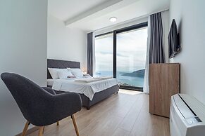 Pool Villa Luxoria Trebesin