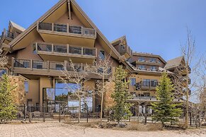 Crystal Peak Retreat