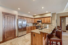 Crystal Peak Retreat