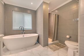 Holiday Home Near Lake and Pool