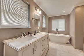 Holiday Home Near Lake and Pool