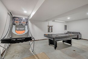 Holiday Home Near Lake and Pool