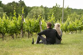 VANDENBELD Wines B&B