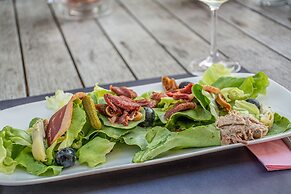 VANDENBELD Wines B&B