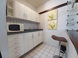 QSA - Anora Spaces - Metropolis Alphaville