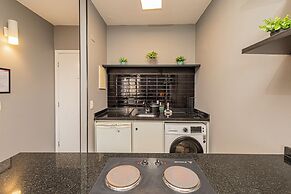QSA - Anora Spaces - Metropolis Alphaville