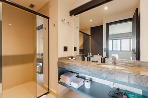 QSA - Anora Spaces - Metropolis Alphaville