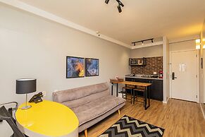 QSA - Anora Spaces - Metropolis Alphaville