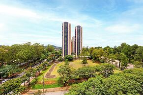 QSA - Anora Spaces - Metropolis Alphaville