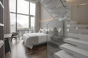 Suryaa Hotel Pinhais, Curio Collection by Hilton