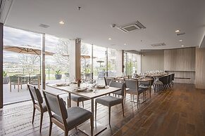 Suryaa Hotel Pinhais, Curio Collection by Hilton