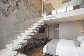 Suryaa Hotel Pinhais, Curio Collection by Hilton