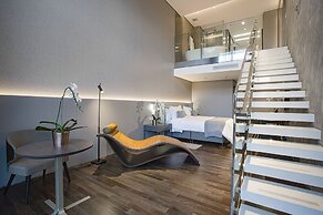 Suryaa Hotel Pinhais, Curio Collection by Hilton