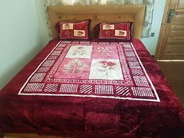 Paradise Hotel And Restaurant