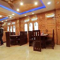 Paradise Hotel And Restaurant