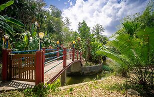 Palm Grove Eco Resort