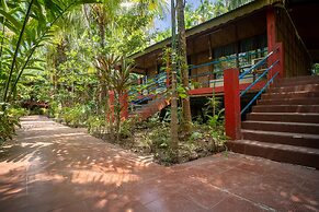 Palm Grove Eco Resort