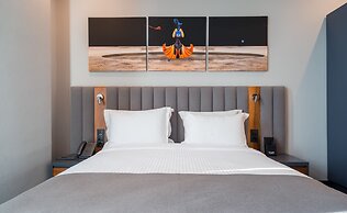 Onyx Hotel