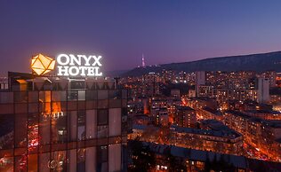Onyx Hotel