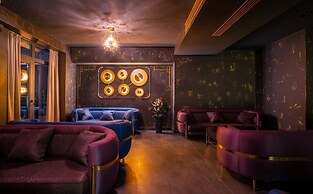 Onyx Hotel