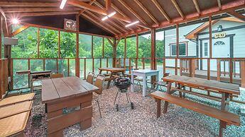 Samcheok Elroi Pension