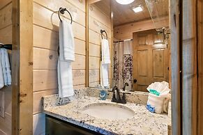 Hummingbird Hill Vista- Pool HotTub View