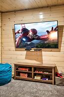 Hummingbird Hill Vista- Pool HotTub View