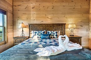 Hummingbird Hill Vista- Pool HotTub View