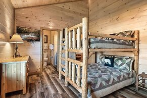 Hummingbird Hill Vista- Pool HotTub View