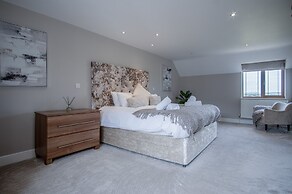 Knights Rest - 4 Bedroom - Princes Gate