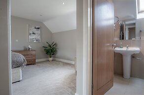 Knights Rest - 4 Bedroom - Princes Gate