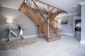 Knights Rest - 4 Bedroom - Princes Gate