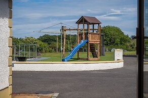 Knights Rest - 4 Bedroom - Princes Gate