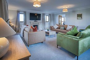 Knights Rest - 4 Bedroom - Princes Gate