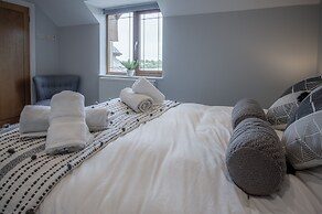 Knights Rest - 4 Bedroom - Princes Gate